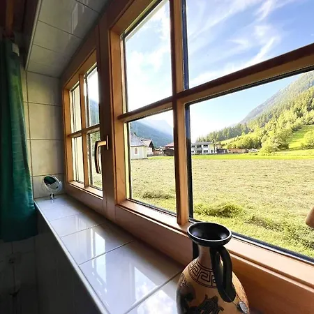 Onkl Appartement Sankt Leonhard im Pitztal