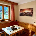 Onkl Apartment